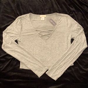 LG Gray long sleeve crop top
